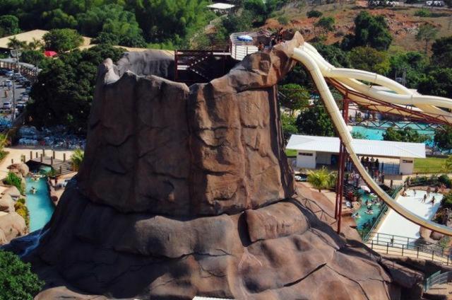 Piazza Diroma com acesso Acqua Park e Splash Caldas Novas Exterior foto